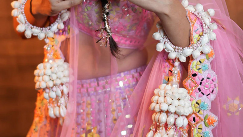 Flowers and Jewellery: The Perfect Blend of Elegance by Vaidaan
