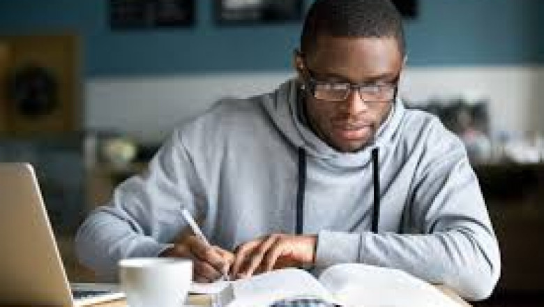 Top 10 Digital Tools Every Modern Researcher Should Use