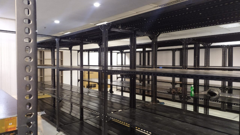 Warehouse Optimization Starts with the Right Racks