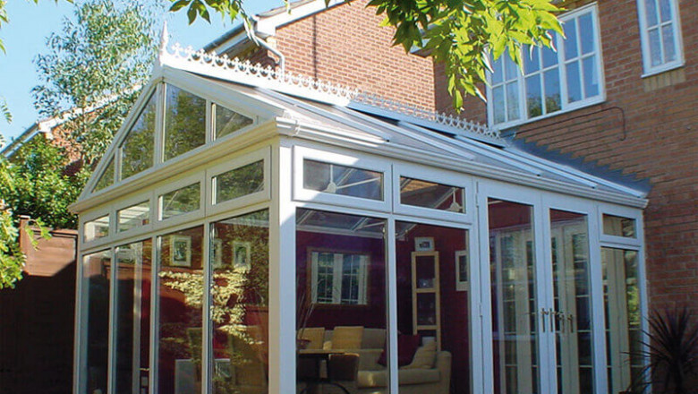 All Season Sunrooms and Louvered Pergola Canada: Combining Comfort with Style