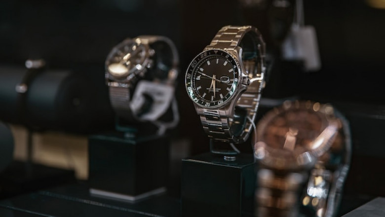 Why Pakistani Men Are Choosing Guess Over Rolex