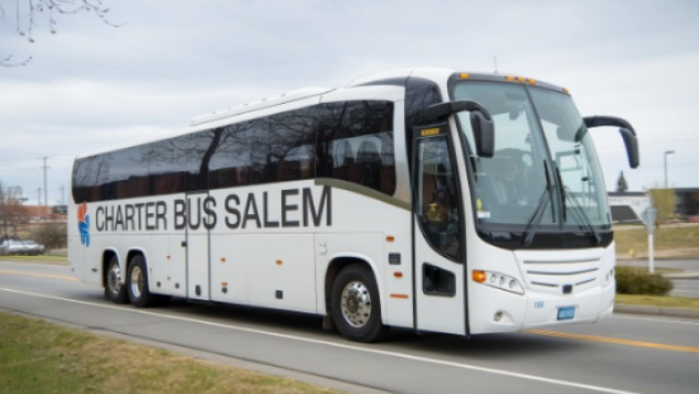 Group travel made easy with a charter bus in Salem
