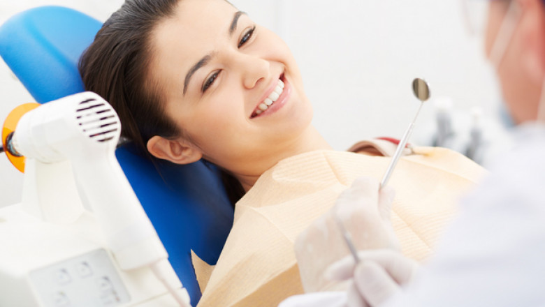 Emergency Dental Services: When to Call a Dentist in Etobicoke