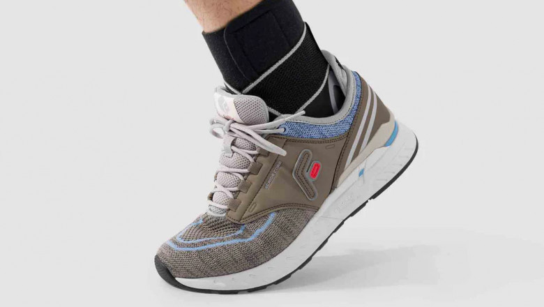 Best Extra Wide Sneakers for Men in 2025
