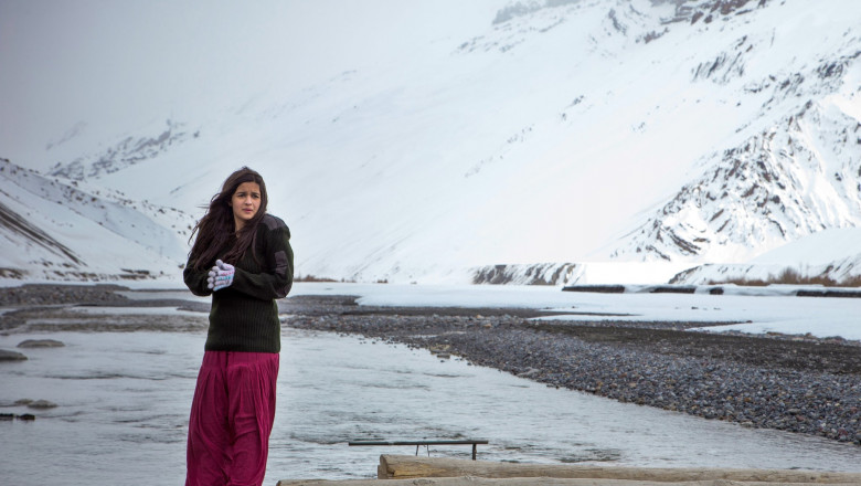 Top 8 Bollywood Movies Showcasing the Majestic Vistas of Ladakh