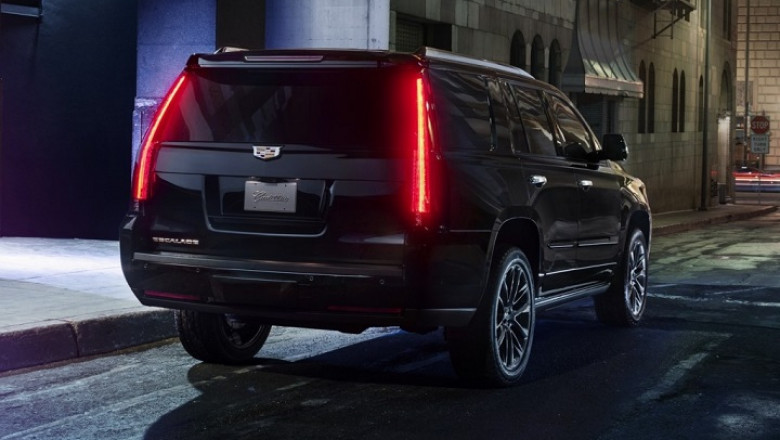 Explore Premium Hourly Car Service NYC with Famous Drive