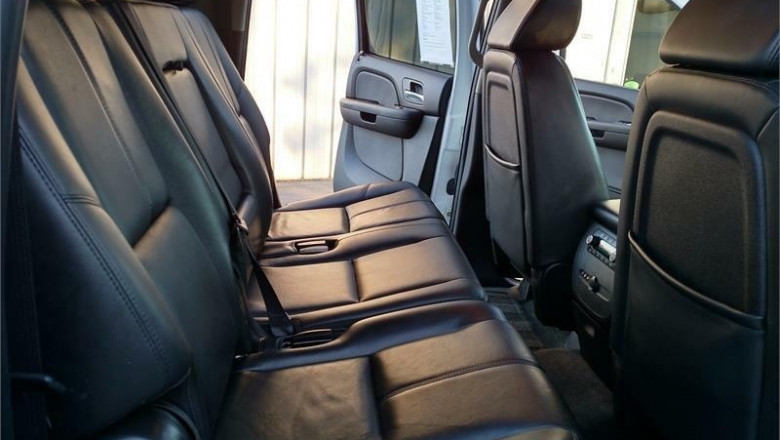 Sprinter Party Bus Rental NYC – Luxury Group Travel with Famous Drive