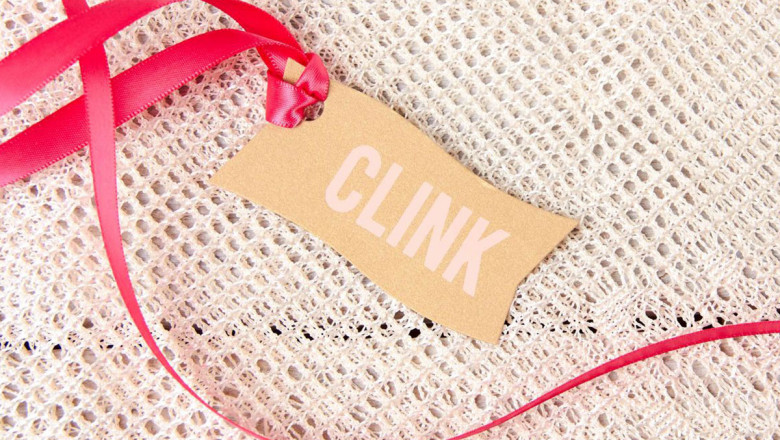From Basic to Brilliant: Transform Your Suitcase With Die-Cut Tags