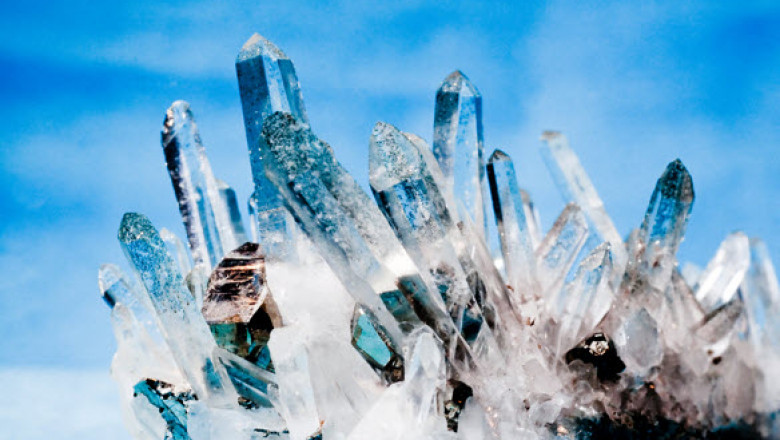 Professional Crystal Sourcing - Moldavite and Energy Enhancement