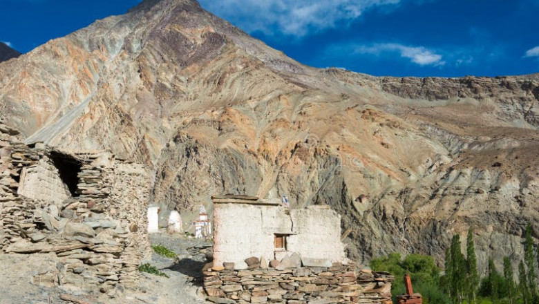 Solo Women Trip to Ladakh in 2025: Top 10 Safety Tips + Hidden Gem Chilling Village Guide