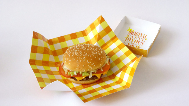 Custom Burger Paper: The Eco-Friendly Solution to Packaging Your Burgers with Style