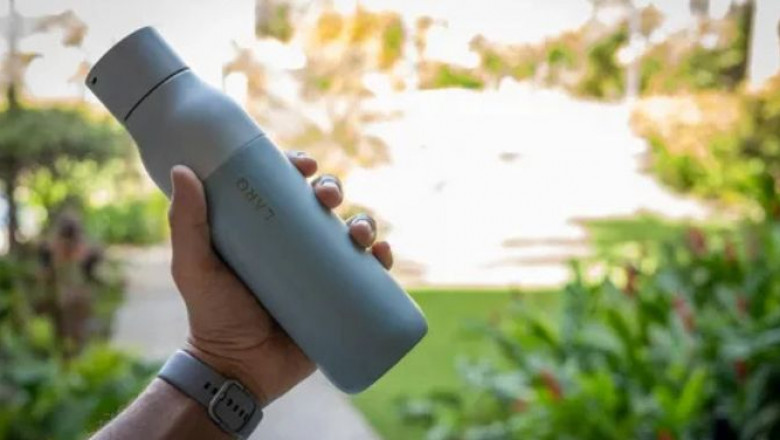 Travel Smart: Best Water Bottles for Flying Comfortably