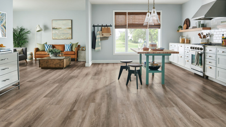 How Engineered Hardwood Flooring Handles Moisture and Humidity Better than Solid Hardwood
