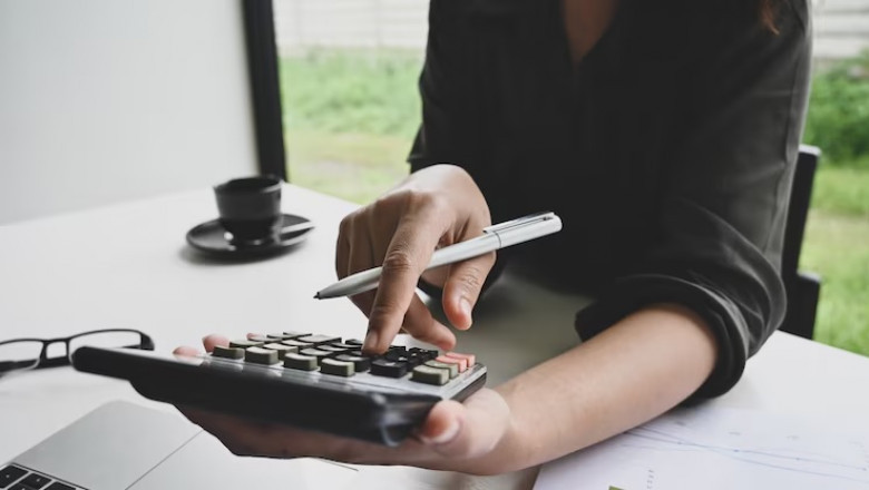 What Can a Business Loan Calculator Tell You About Your Borrowing Capacity?