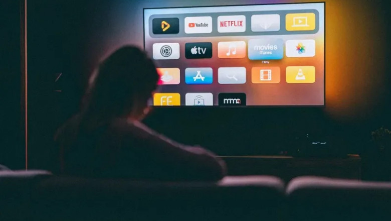 Discover Entertainment Without Limits with Purple Crystal IPTV