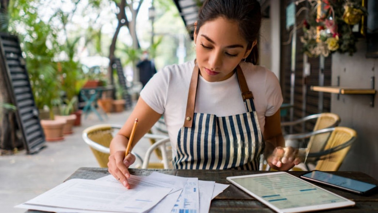 Restaurant vs Hospitality Accounting: Understanding the Difference in Management Accounts Services