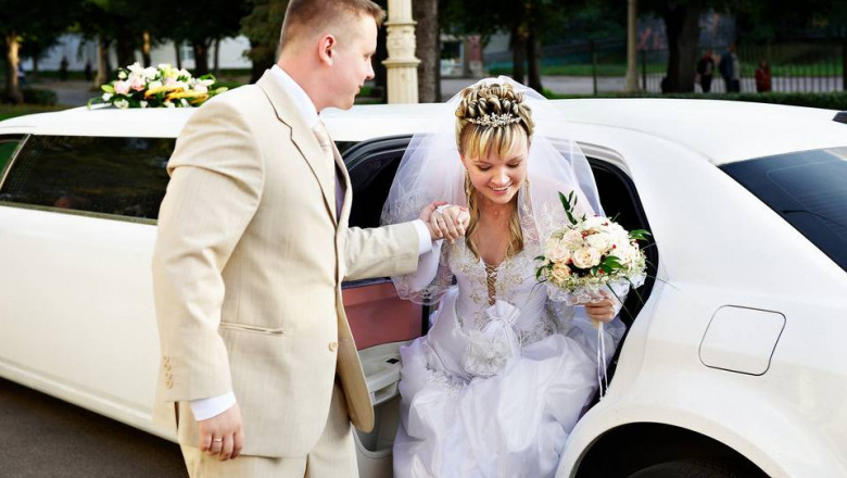 Wedding Transportation Service in Arlington Heights