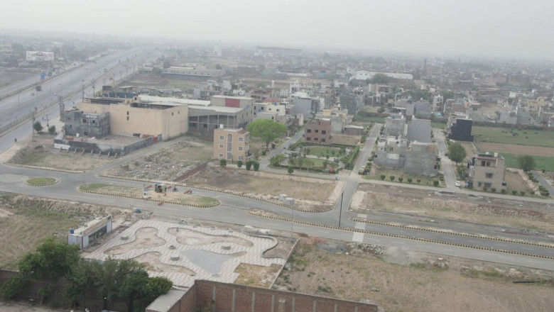 Ultimate Guide to Buying a 3 Marla Plot for Sale in Lahore in 2025: Top Areas, Prices, and Investment Tips
