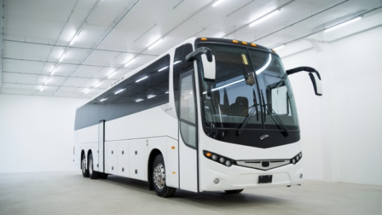 Make the Workday Smoother with an Employee Shuttle Service