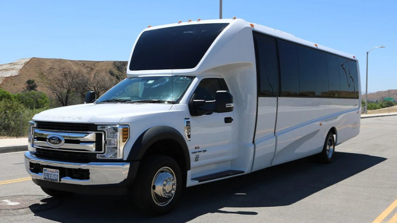 Celebrate in Style with 5Starpartybusrental – Fullerton’s Go-To Party Ride