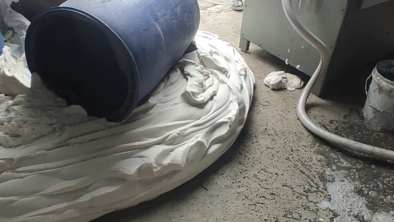 Foam cement lightweight soil