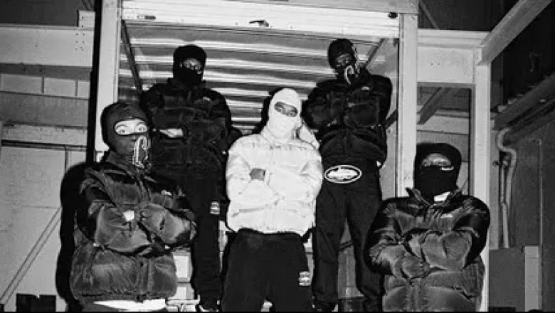 Corteiz and the Corteiz Tracksuit: A Streetwear Powerhouse