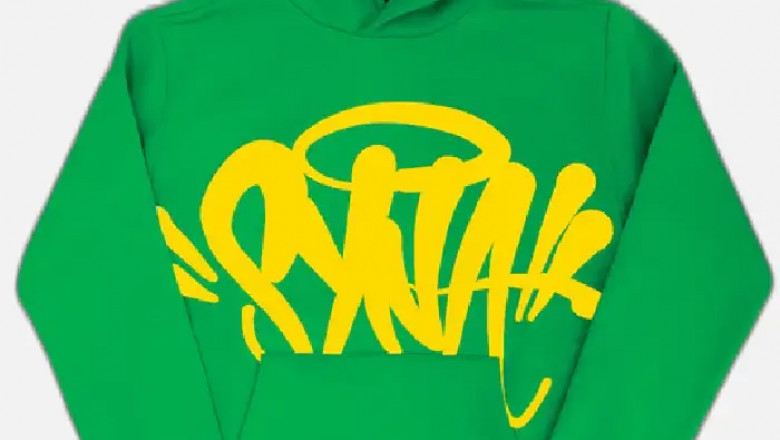 Where Style Syna World hoodie