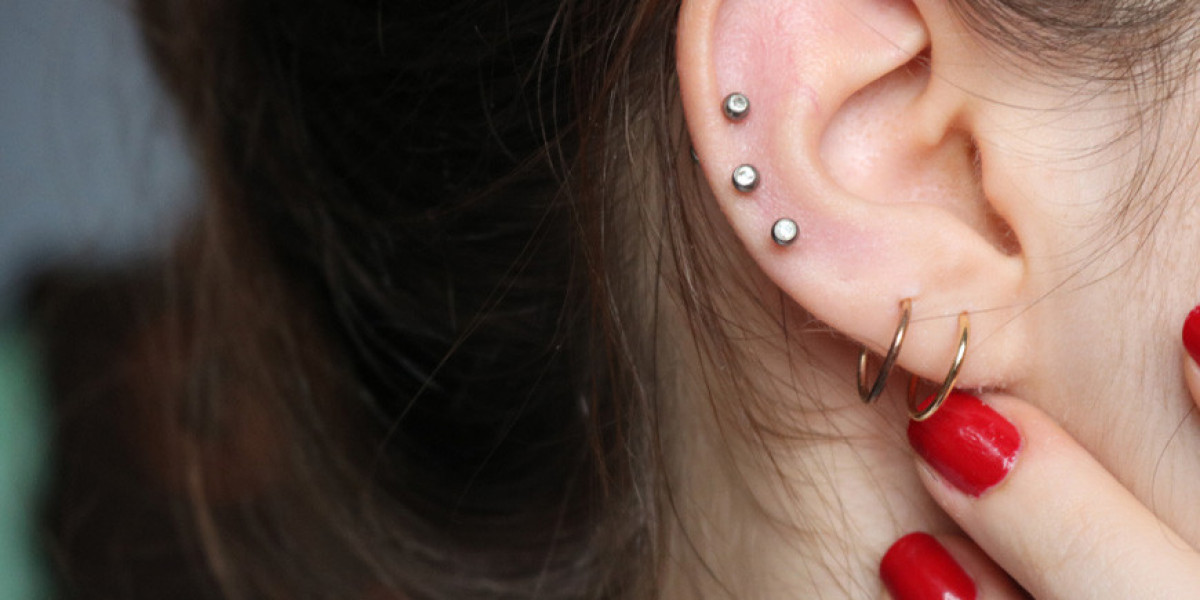 Current Ear Piercing Trends to Know in Dubai