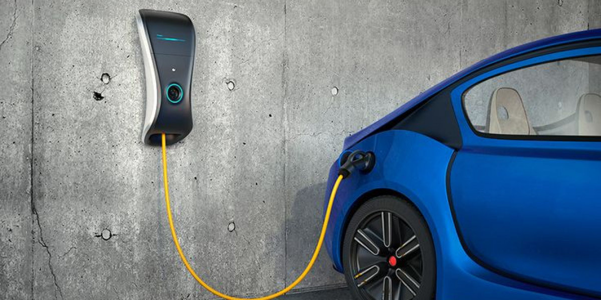 Ultra-fast EV Charging Station Market: Exploring the Role of Smart Grid Technology in Future Charging Solutions