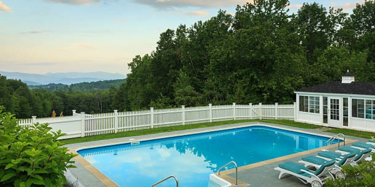 Why Swimming Pool Safety Fence Service in McDaniel is Essential