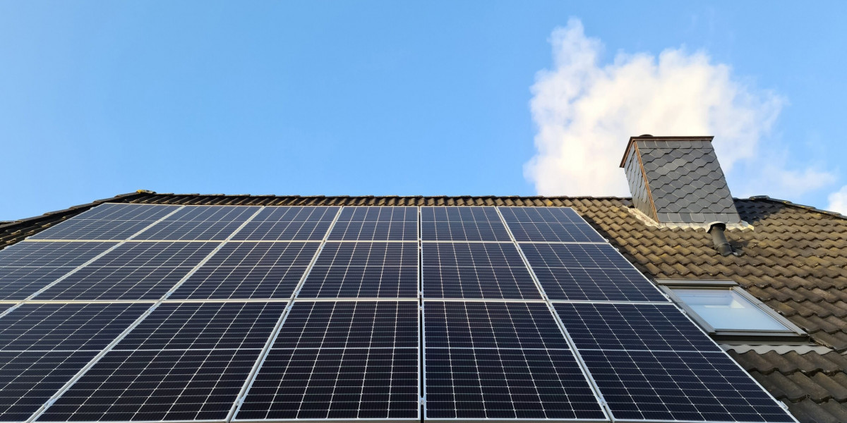 Eco-Friendly Investments: Solar Panel Financing in the UK