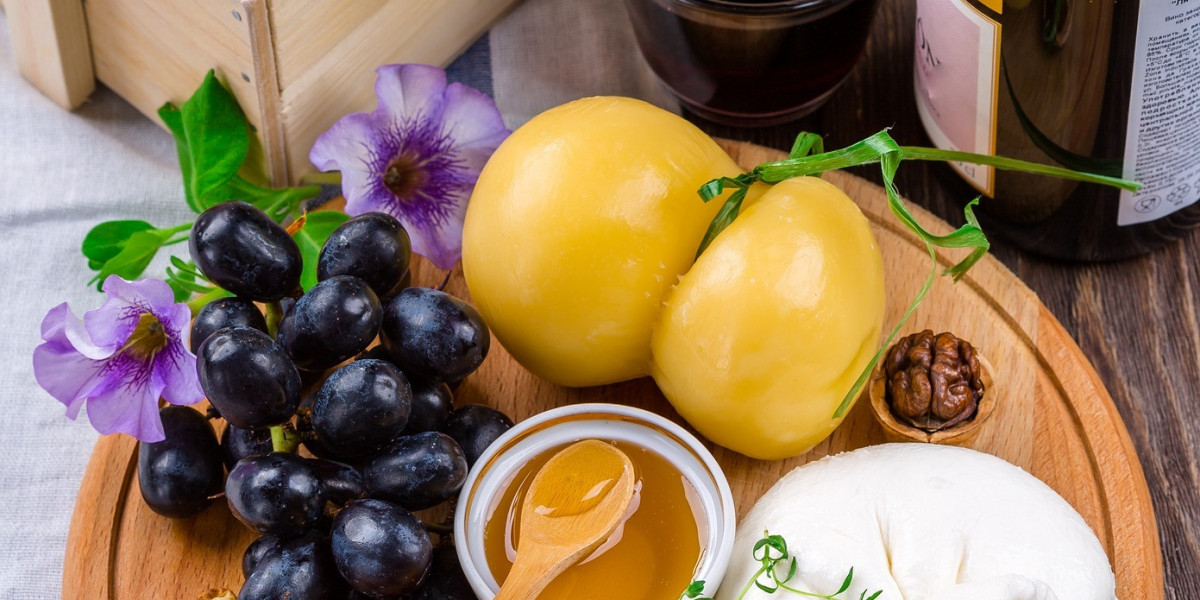 Fruit Wine Market Strategic Outlook: Collaborations and Licensing Driving Brand Reach
